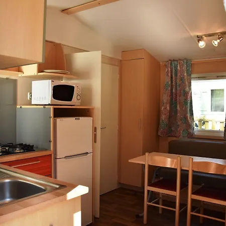 Hotel Et Village La Cheneraie