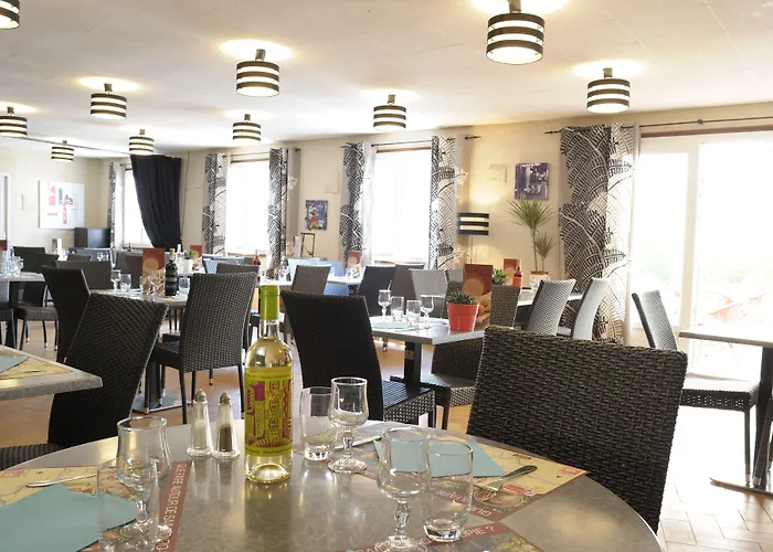 Et Village La Cheneraie 4* Vers (Lot)