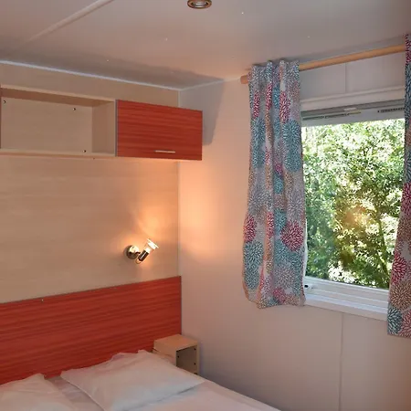 Et Village La Cheneraie 酒店 维尔