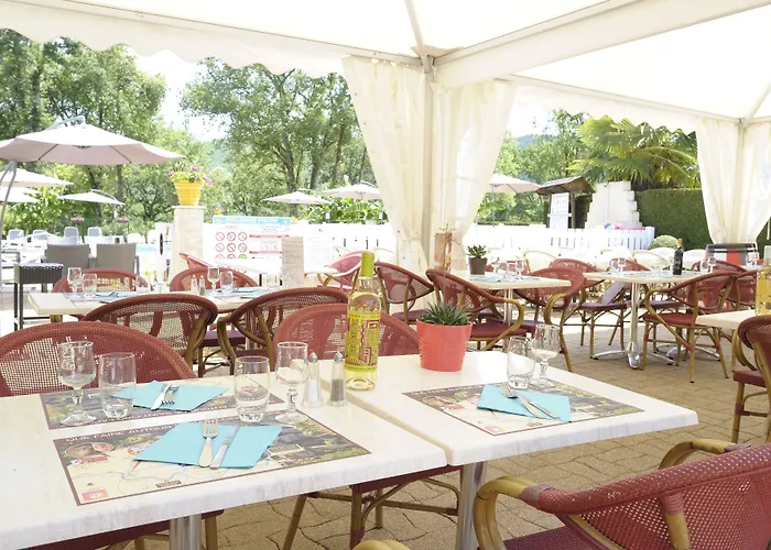 Et Village La Cheneraie