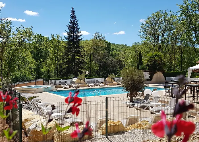 Et Village La Cheneraie Hotel Vers (Lot)