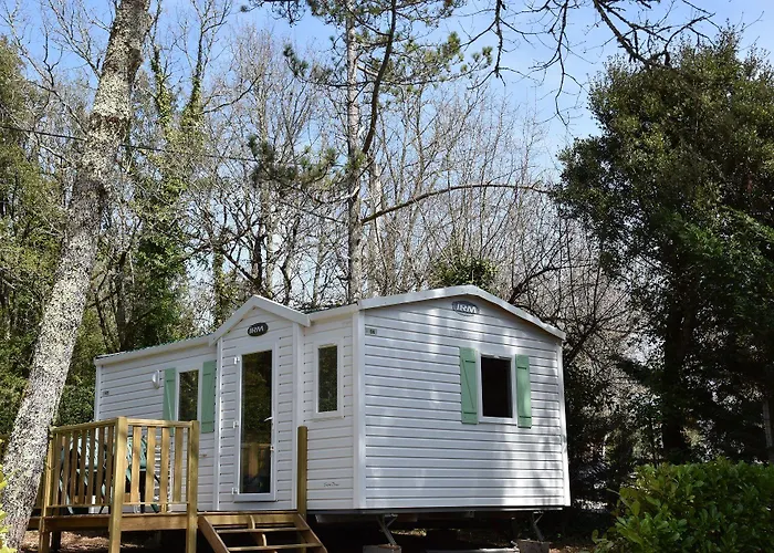 Hotel Et Village La Cheneraie